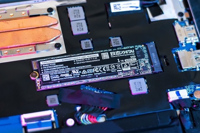 原厂颗粒高速足容量 致态TiPlus5000 2TB PCIe3.0主板升级首选