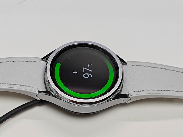 三星Galaxy Watch6 Classic上手，软硬件完美结合时尚单品