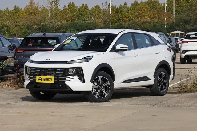 江淮新款qx phev正式上市_江淮汽车 江淮a5 plus 2023款 1.