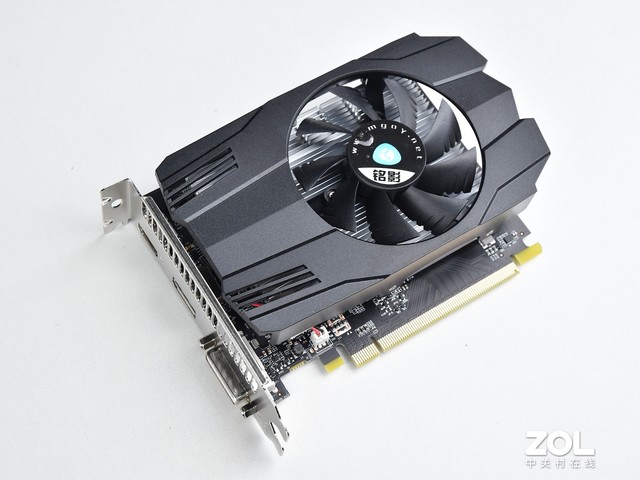 实测月销过万价格不到3000元的吃鸡主机