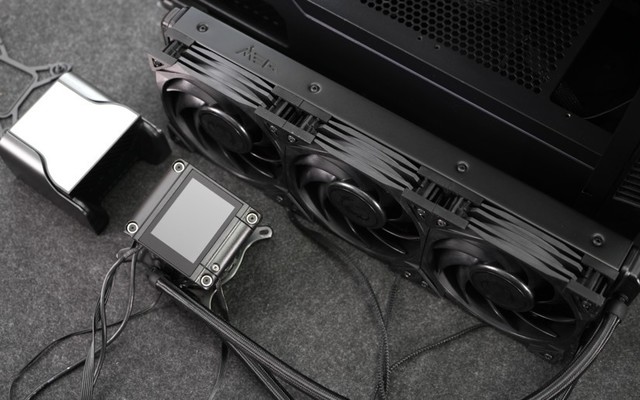 最具游戏范的移动固态硬盘是何体验?WD_BLACK D30上手实测
