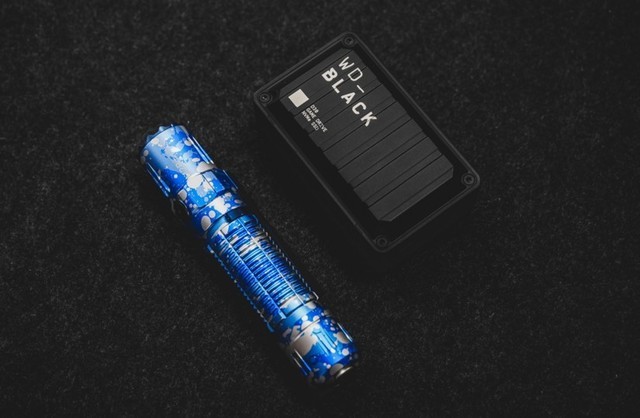 最具游戏范的移动固态硬盘是何体验?WD_BLACK D30上手实测