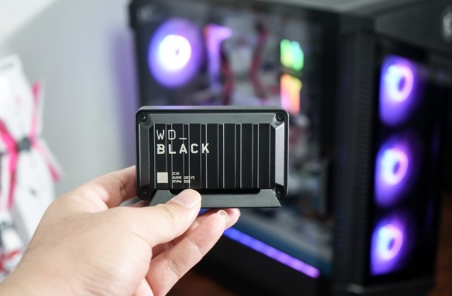 最具游戏范的移动固态硬盘是何体验?WD_BLACK D30上手实测