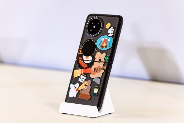 CASETiFYȫHUAWEI Pocket 2۵ֻǣʱеƷɹ̬