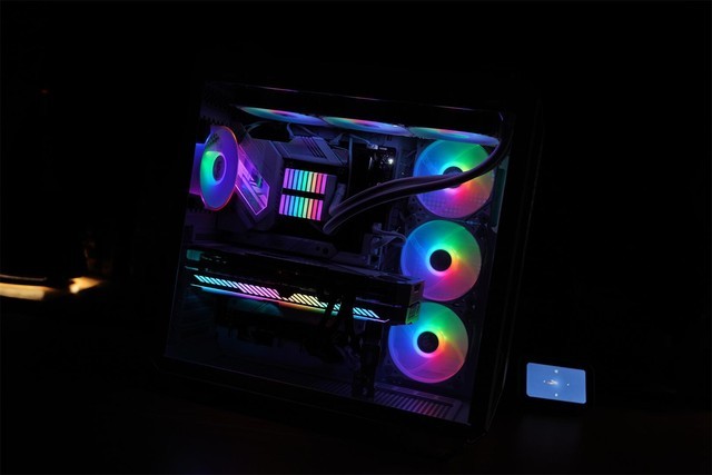 ROG Z690ѩ+TUF GT502 +ROG RTX3080׵ġ