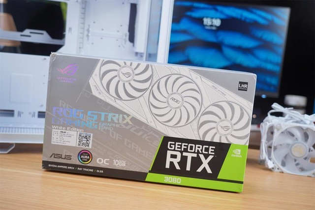 ROG Z690ѩ+TUF GT502 +ROG RTX3080׵ġ