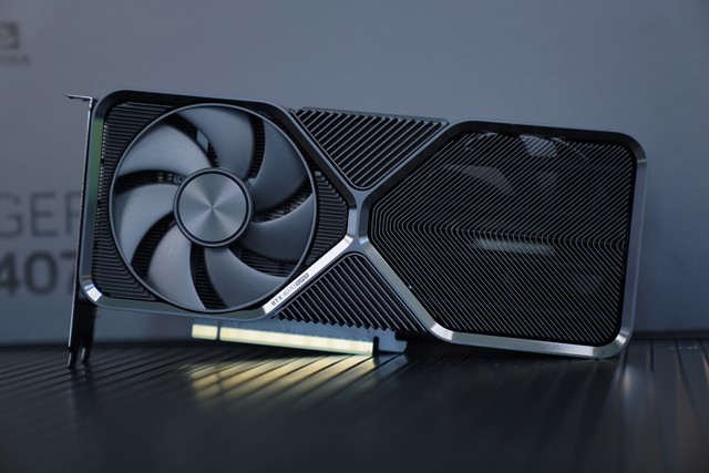  NVIDIA RTX 4070 SUPER graphics card first test AIGC generation speed increased by 38%