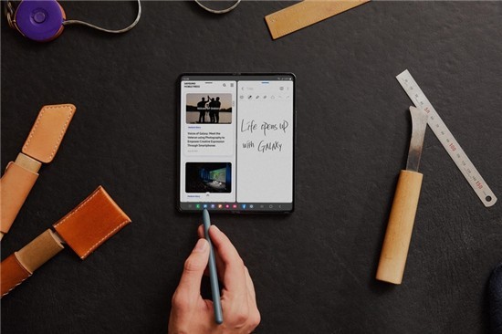 领先技术加持 三星Galaxy Z Fold4诠释折叠屏体验天花板