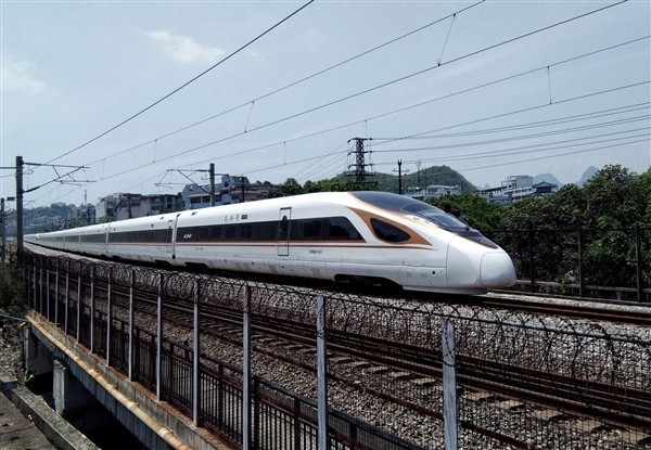全球最快高速列車要來了：最快450km/h 國外網友給中國點贊