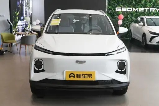 吉利几何e萤火虫龙腾版上市598万起售