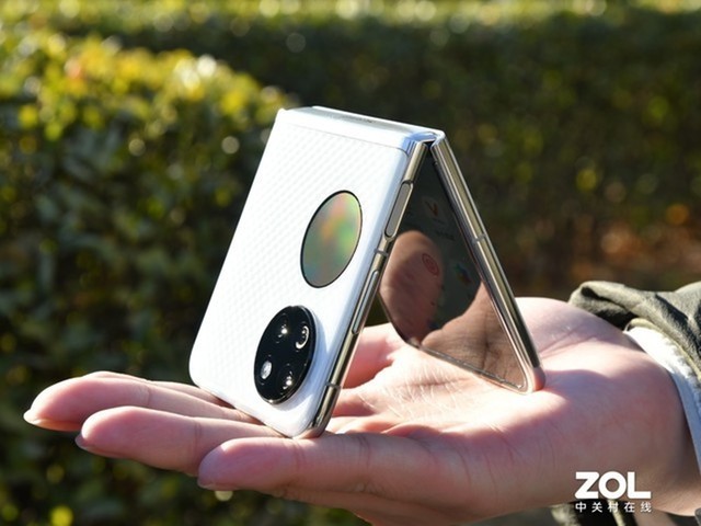 华为新折叠屏配置曝光 用上骁龙8 (全文)_华为 p50 pocket_手机新闻
