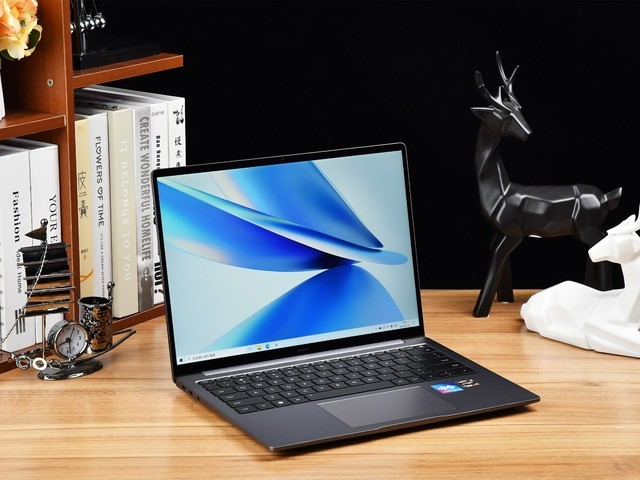 OS  Turbo加持下性能续航攀上新巅峰 荣耀MagicBook 14锐龙版高清美图赏