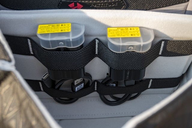 【有料评测】VSGO黑鹞16L评测：轻便且能装的摄影通勤双肩包