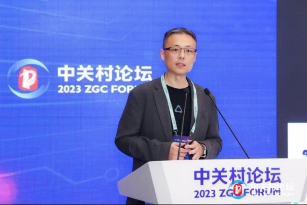HTC 全球副总裁黄昭颖：元宇宙是下一代的互联网