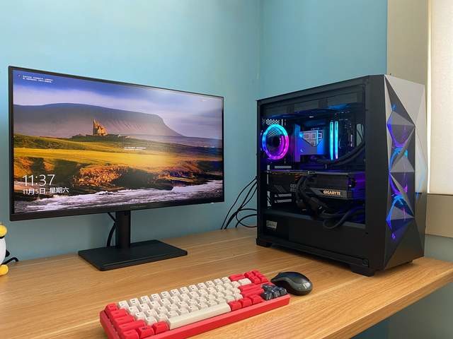 需要换的不止是电源还有它!技嘉RTX 4090 GAMING OC 24G显卡惊鸿一瞥