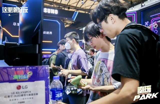 ChinaJoy 2023OLEDԷϷ