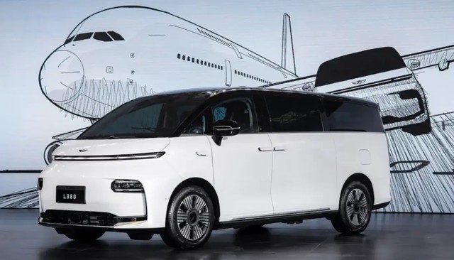 吉利翼真xspace即将发布中大型mpv