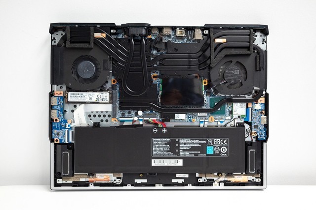 机械师曙光16 Pro测评：GeForce RTX 4090+DLSS 3游戏本性能天花板