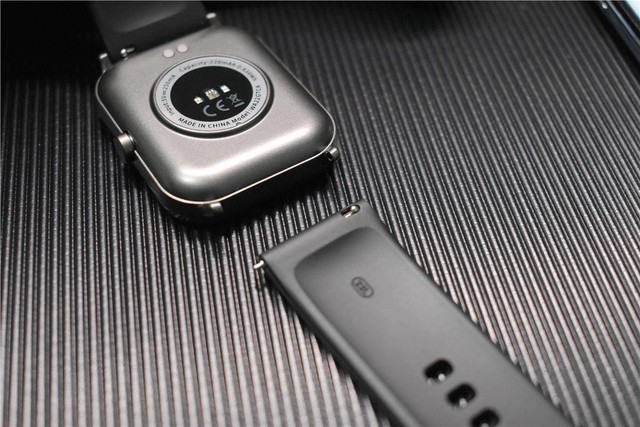 ǿôԪλֱQCY Watch