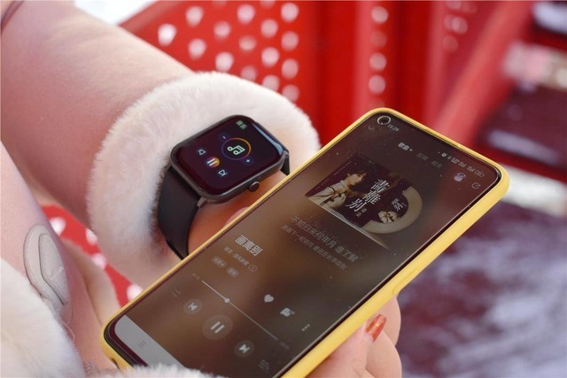ǿôԪλֱQCY Watch