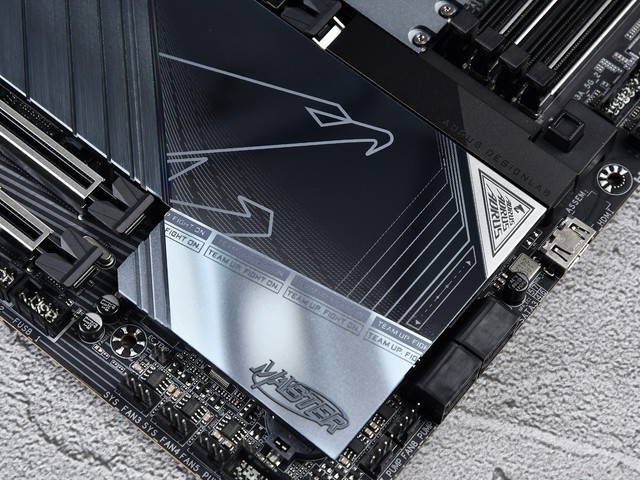 Ϯ Z890 AORUS MASTERͼ