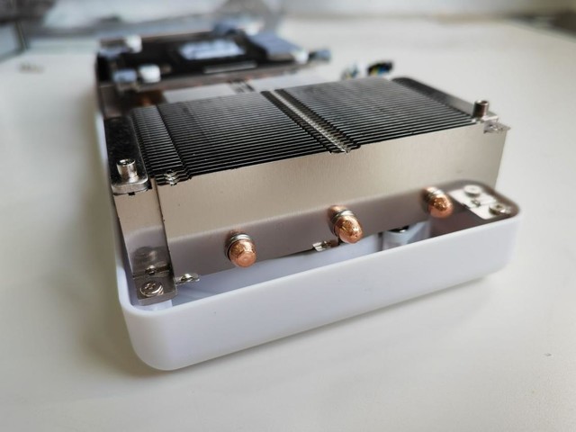 AIܿ쭣GeForce RTX 4070 SUPER ̤ѩMiniܽ