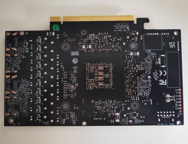 AIܿ쭣GeForce RTX 4070 SUPER ̤ѩMiniܽ