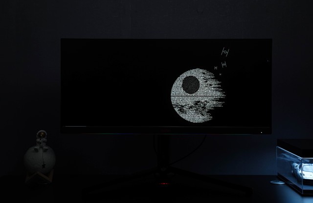 FIFAϵӽǣ219 MiniLED169ʾʵĶԱ