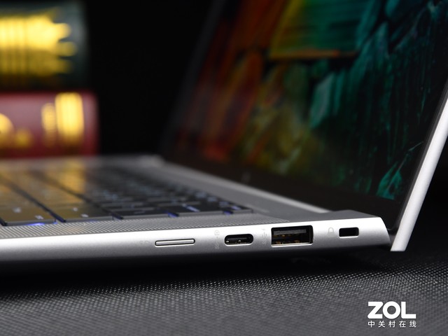 【有料评测】惠普 ZBook Studio G9：轻薄又不乏新意的强力工作伙伴 