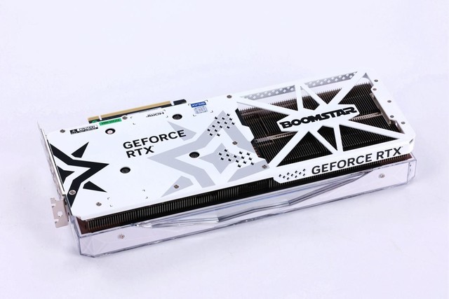 ܼ٣׽١ӰGeForce RTX 4070 SUPER OCԿ