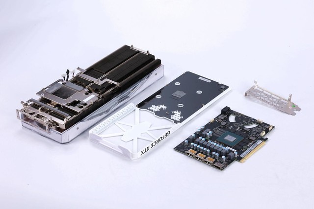 ܼ٣׽١ӰGeForce RTX 4070 SUPER OCԿ