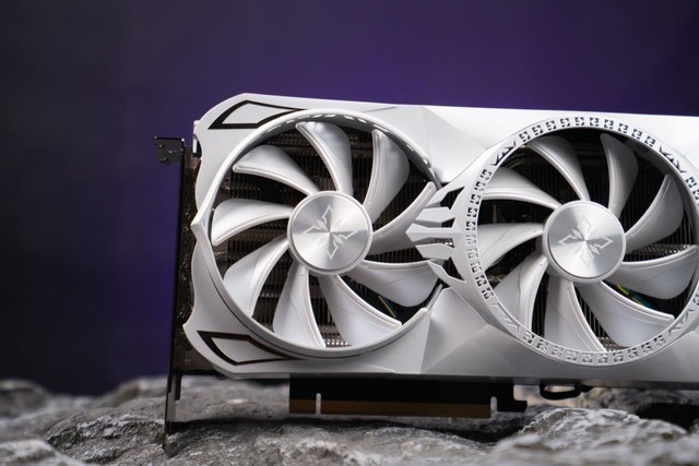 AIܳͷţ GeForce RTX 4070 SUPER Ǽ OC