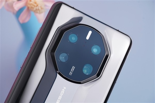 华为mate 50 rs保时捷首次降价 跌到11999元 此前2万