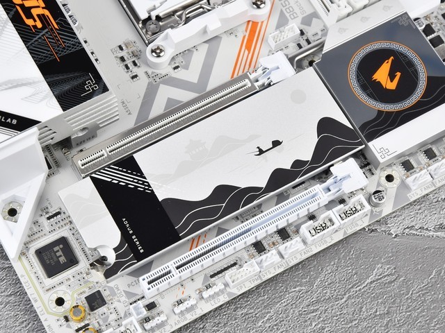 B850M AORUS ELITE WIFI7 ICE-Pͼ