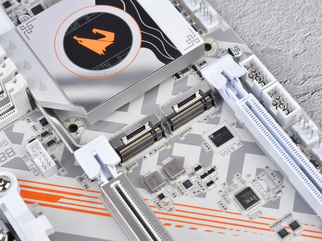B850M AORUS ELITE WIFI7 ICE-Pͼ