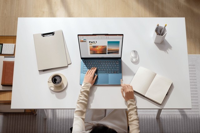 联想YOGA Air 14s登场开售 首发7999元起打造极致轻薄与强劲性能