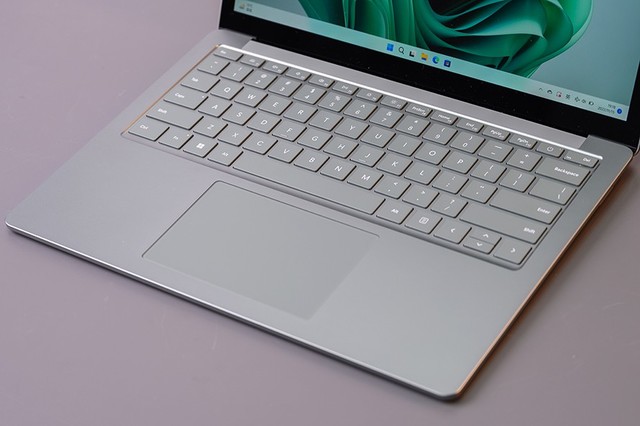 ΢Surface Laptop 5ʼǱ⣺ܳƶ칫