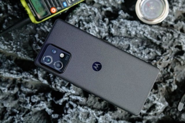  The debut experience of the hardcore flagship moto X40: with the second-generation Snapdragon 8 and IP68 protection blessing, it was measured to be stable