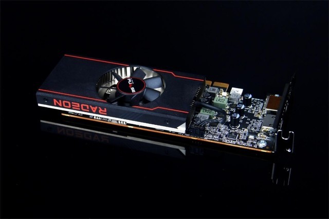 中高特效任玩1080P游戏 蓝宝石RX 6400开箱