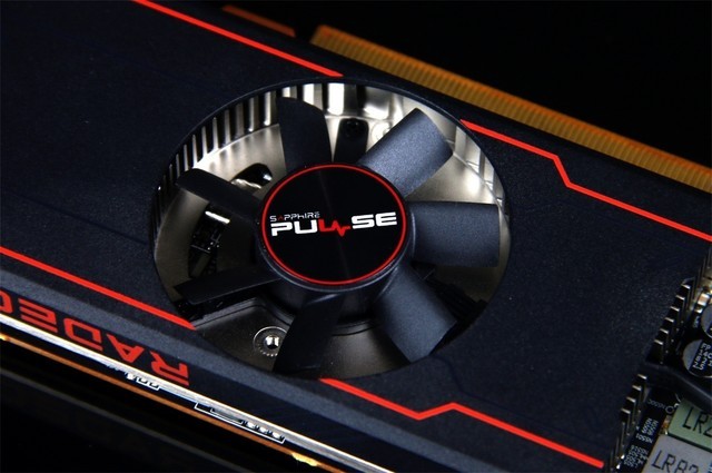 中高特效任玩1080P游戏 蓝宝石RX 6400开箱