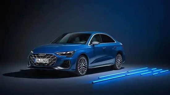 新款奥迪s3官图发布外观变化不大内饰升级不小