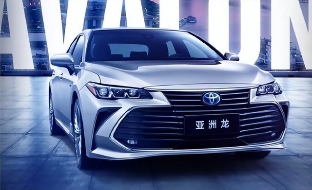 新款丰田亚洲龙曝光,动力升级明显_汽车科技新闻-中关村在线