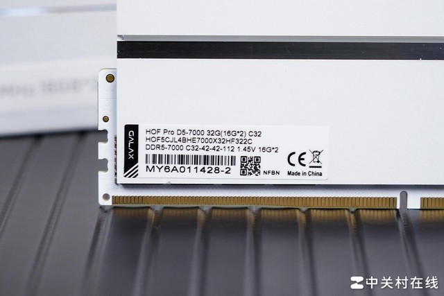 ⡿ӰHOF Pro DDR5-7000ڴ 8266MT/s