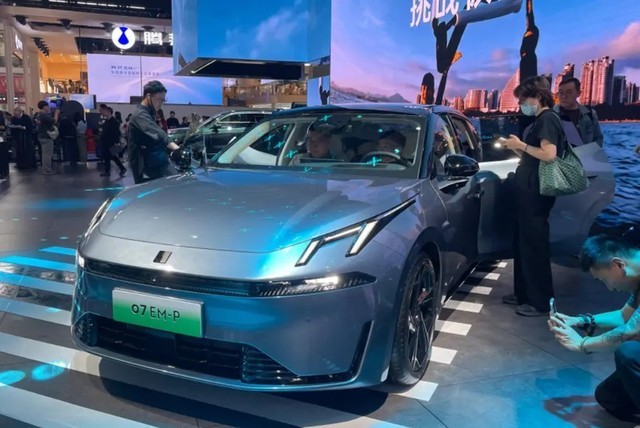 领克07 em-p亮相 插电混动系统配置高