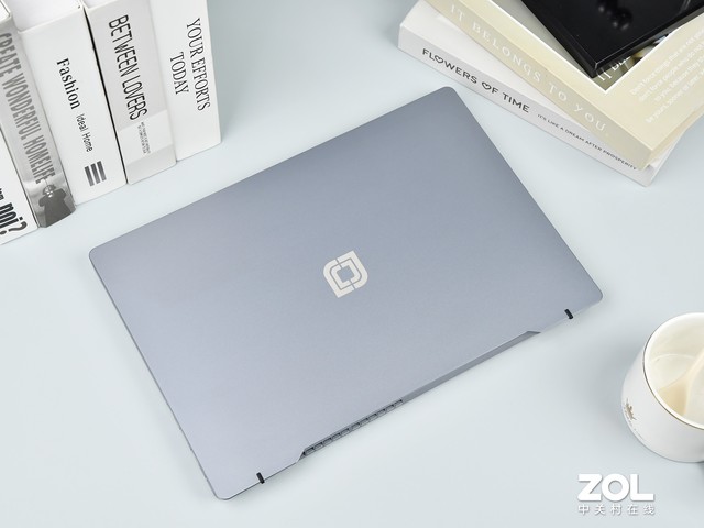 【有料评测】三千元内高性价比办公本 中柏EZbook X6全面评测 