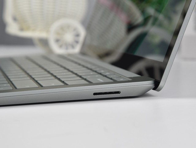 Evo认证的轻薄办公本Surface Laptop 5上手体验 