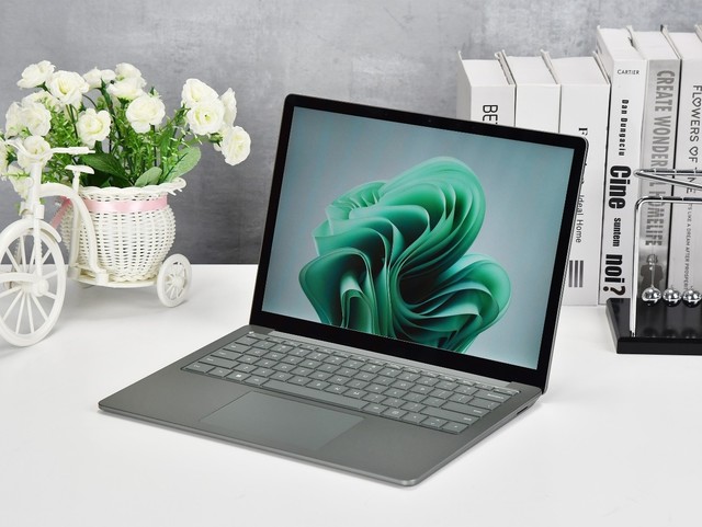 Evo֤ᱡ칫Surface Laptop 5 