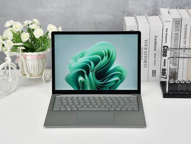 Evo֤ᱡ칫Surface Laptop 5 