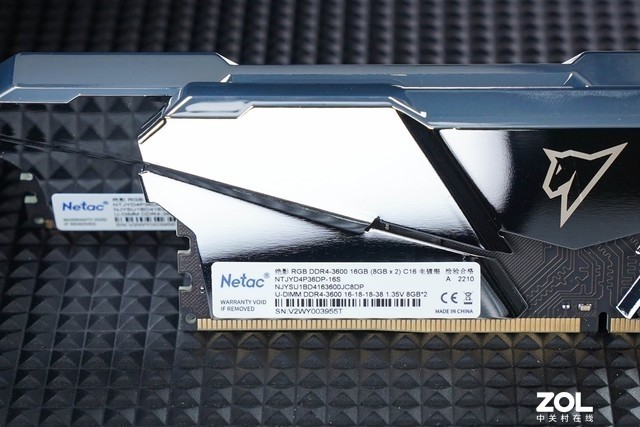 ⡿ʿƾӰRGB DDR4-3600ưڴ ʱ