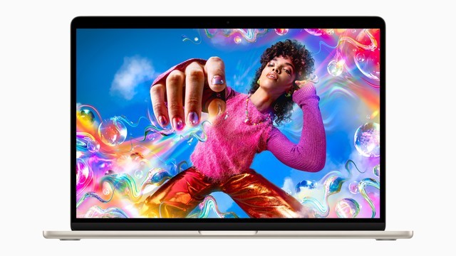 苹果 推出 15 英寸 MacBook Air：起售价10499 元